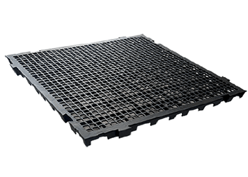 PISO DE PLÁSTICO PARA BANHEIROS DE CLUBES E ACADEMIAS