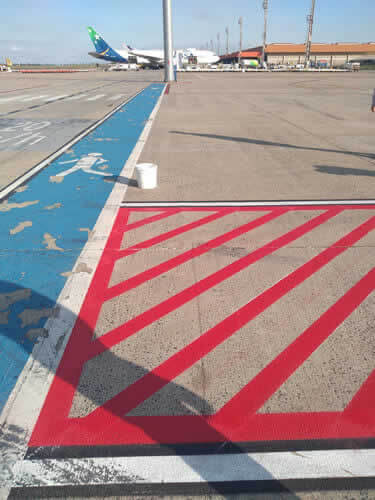 Sinalizacoes de Aviões-em-aeroportos