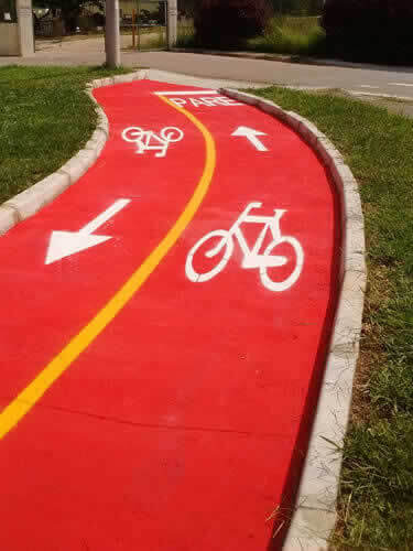 Sinalizações com Curva em Ciclovia