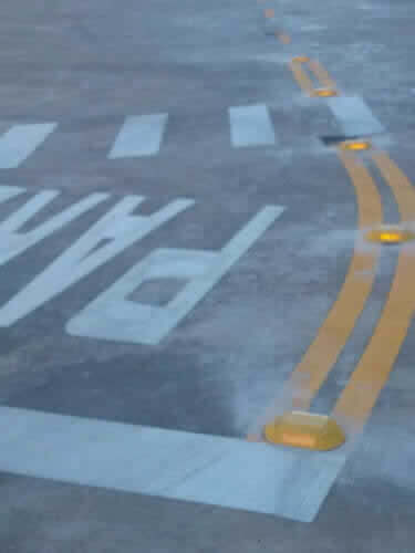 Ruas com Tachões e Tachinhas Compra Online